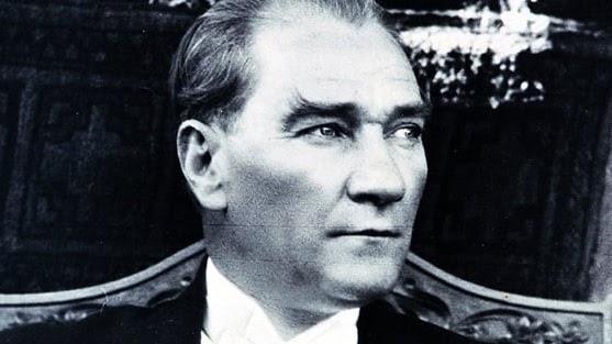 Atatürk 8